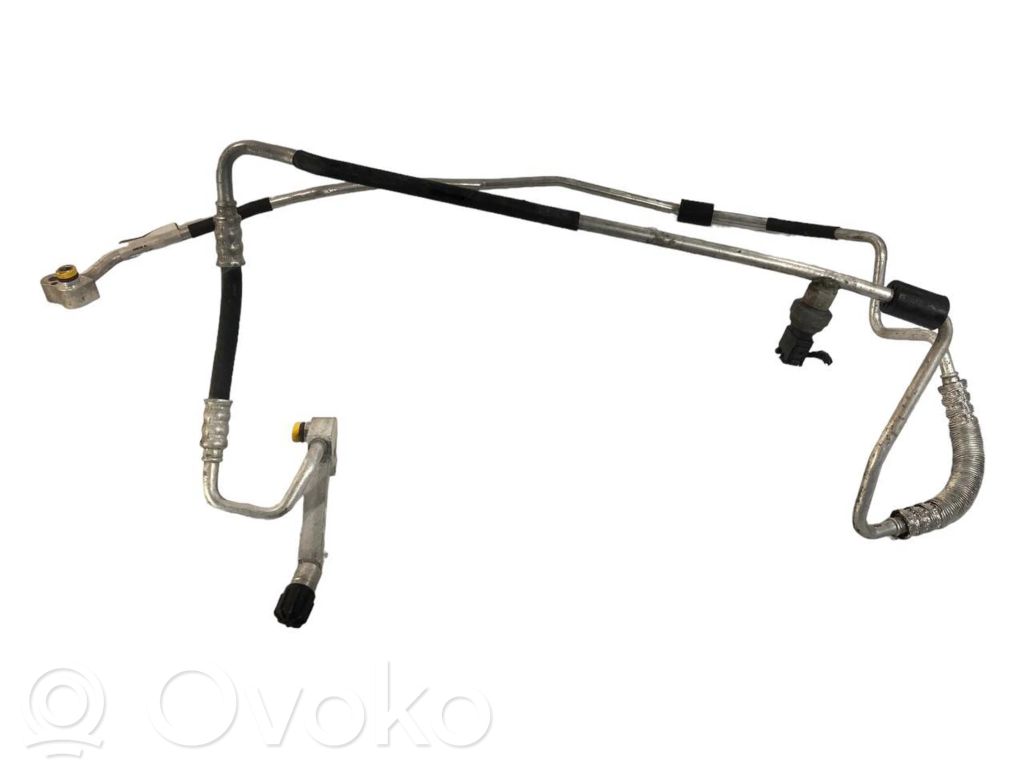 Gaisa kondicioniera caurulīte (-es) / šļūtene (-es)