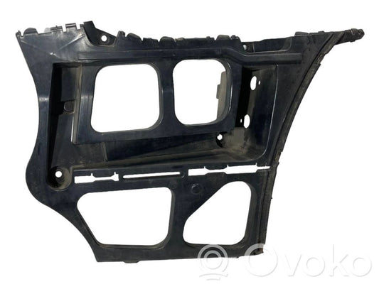 Rear bumper mounting bracket