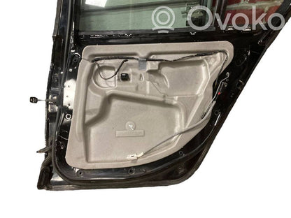 Aizmugurējās durvis