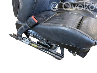 Комплект сидений