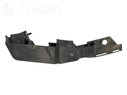 Priekšpusē bampera turētājs