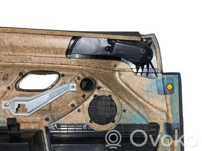 Priekšējo durvju apdare