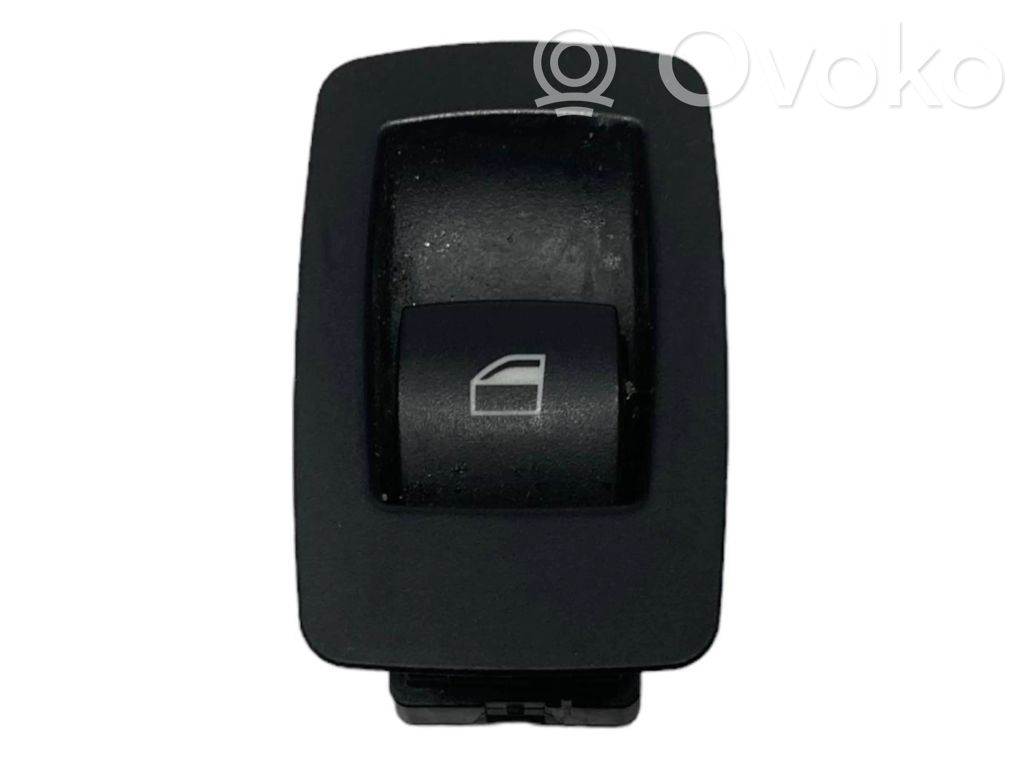 Power window switch