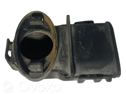 Cita veida dzinēja nodalījuma detaļa