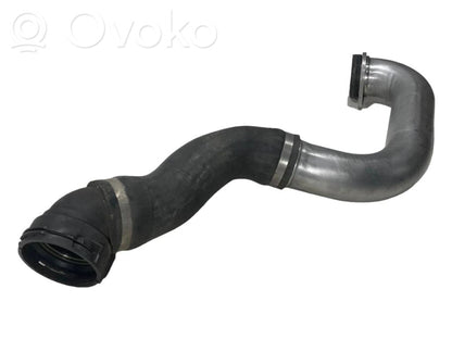 Шланг(и)/труба(ы) интеркулера