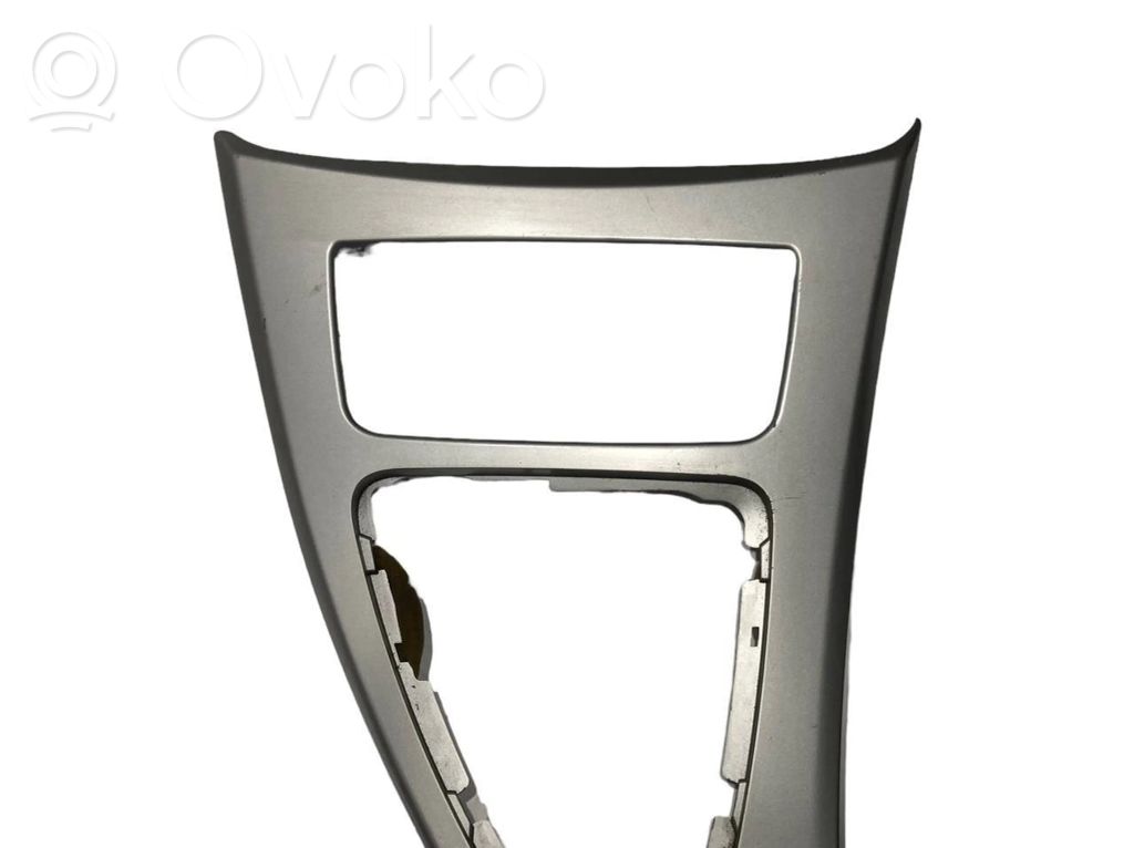 Gear shift lever decorative trim (plastic)