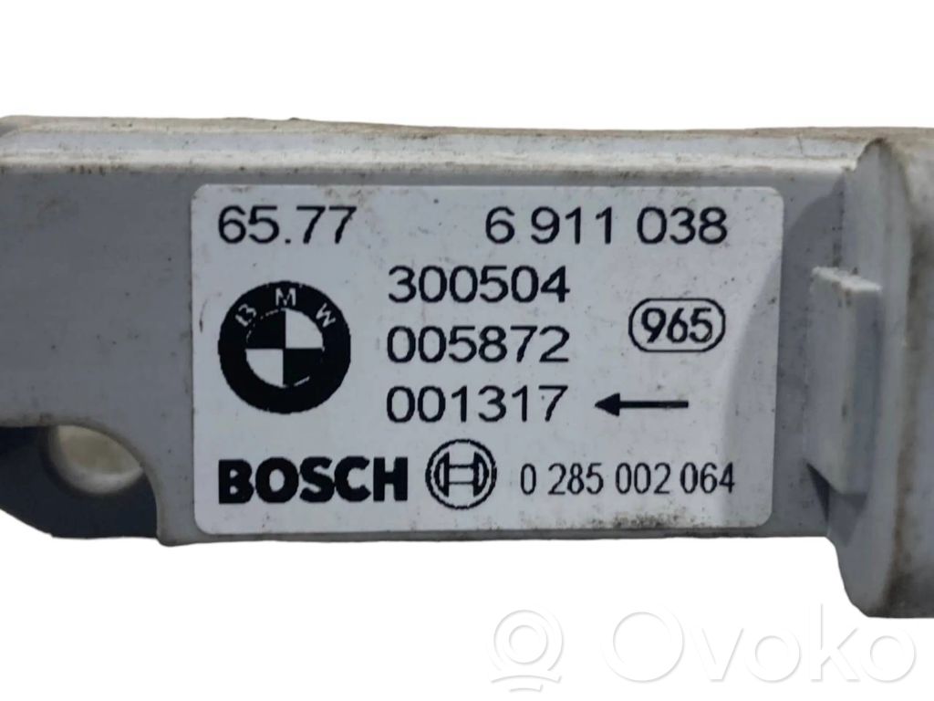 Airbag impact sensor