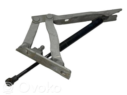 Engine hood damper