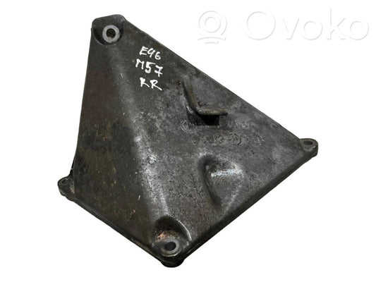 Dzinēja nostiprināšanas stiprinājums-kronšteins