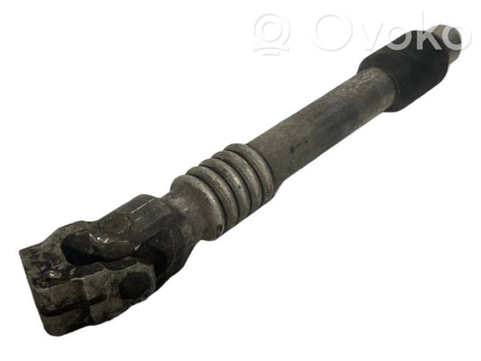 Stūresrata ass krustsavienojums