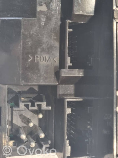 Logu pacēlāju vadības slēdzis (-dži)