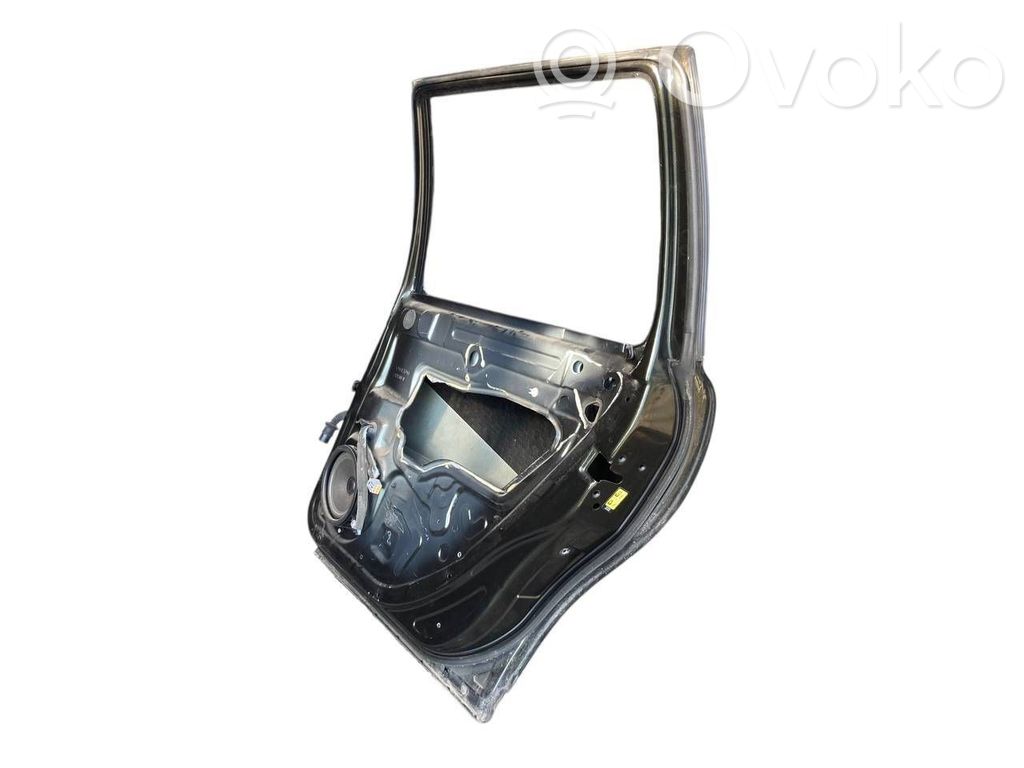 Aizmugurējās durvis