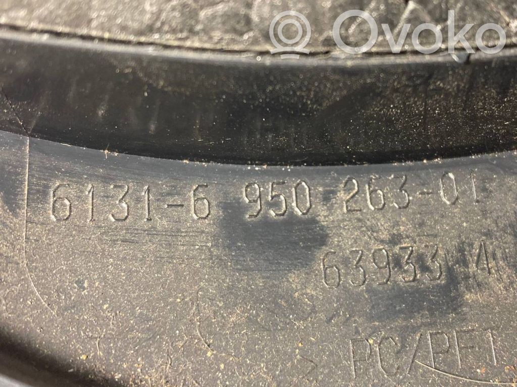 Stūres ass dekoratīvā apdare