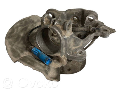 Priekšējā riteņa rumbas vārpstas šarnīrs (stupica, capfa)