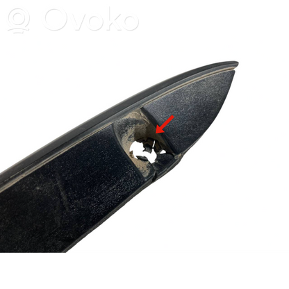 Bagāžnieka numura zīmes apgaismojuma līste