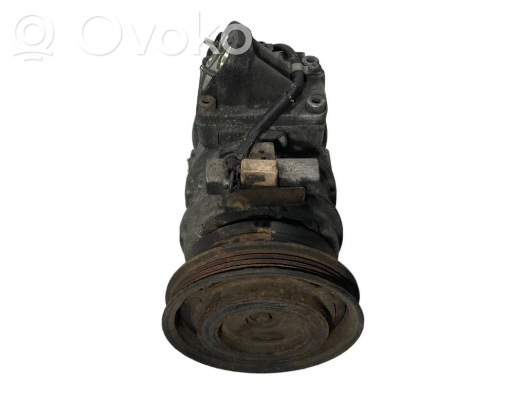 Air conditioner compressor (pump)