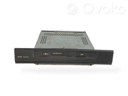Radio / CD/DVD atskaņotājs / navigācija