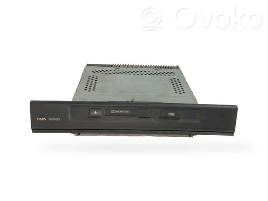 Radio / CD/DVD atskaņotājs / navigācija