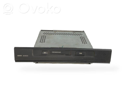 Radio / CD/DVD atskaņotājs / navigācija