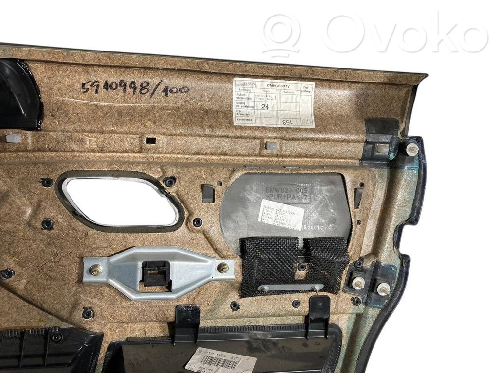 Priekšējo durvju apdare