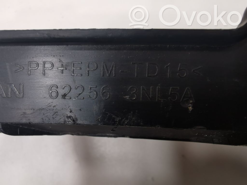 Apakšējais režģis (trīsdaļīgs)