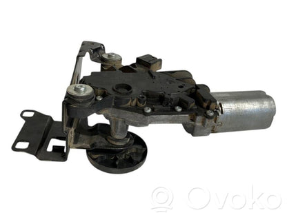 Aizmugurējā loga tīrītāja motoriņš