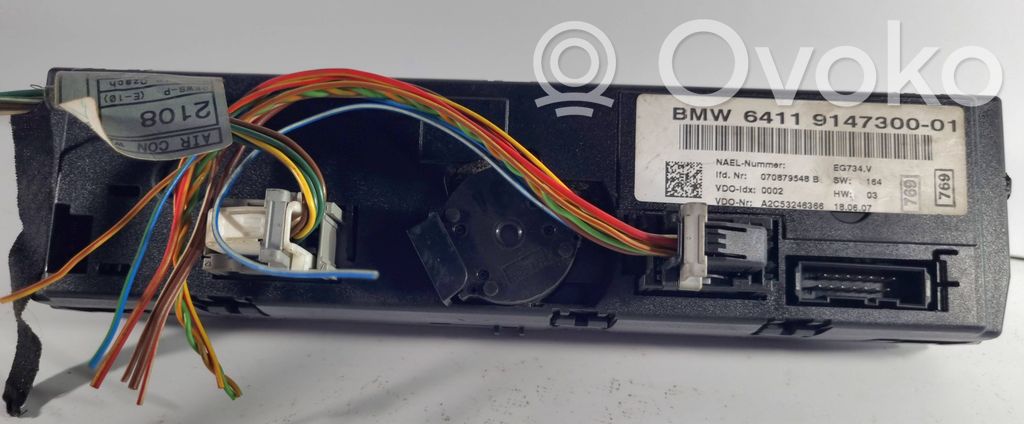 Gaisa kondicioniera / klimata kontroles / salona apsildes vadības bloks (salonā)