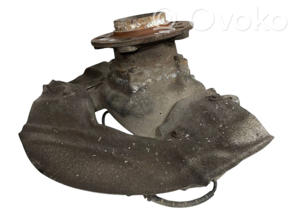 Priekšējā riteņa rumbas vārpstas šarnīrs (stupica, capfa)