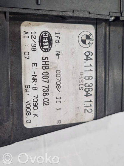 Gaisa kondicioniera / klimata kontroles / salona apsildes vadības bloks (salonā)