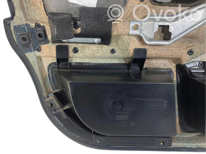 Отделка передней двери