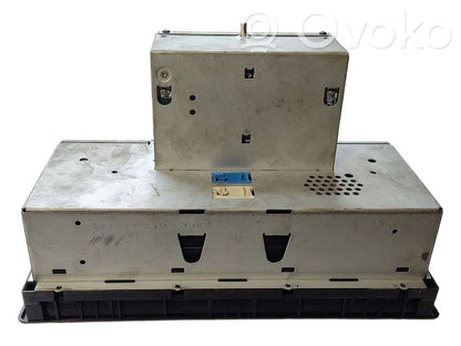 Radio / CD/DVD player / navigation