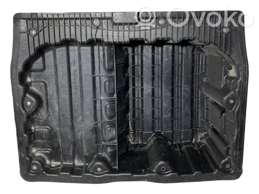 Mantu nodalījums stumbrs