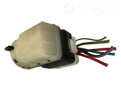 Контакты выключателя зажигания