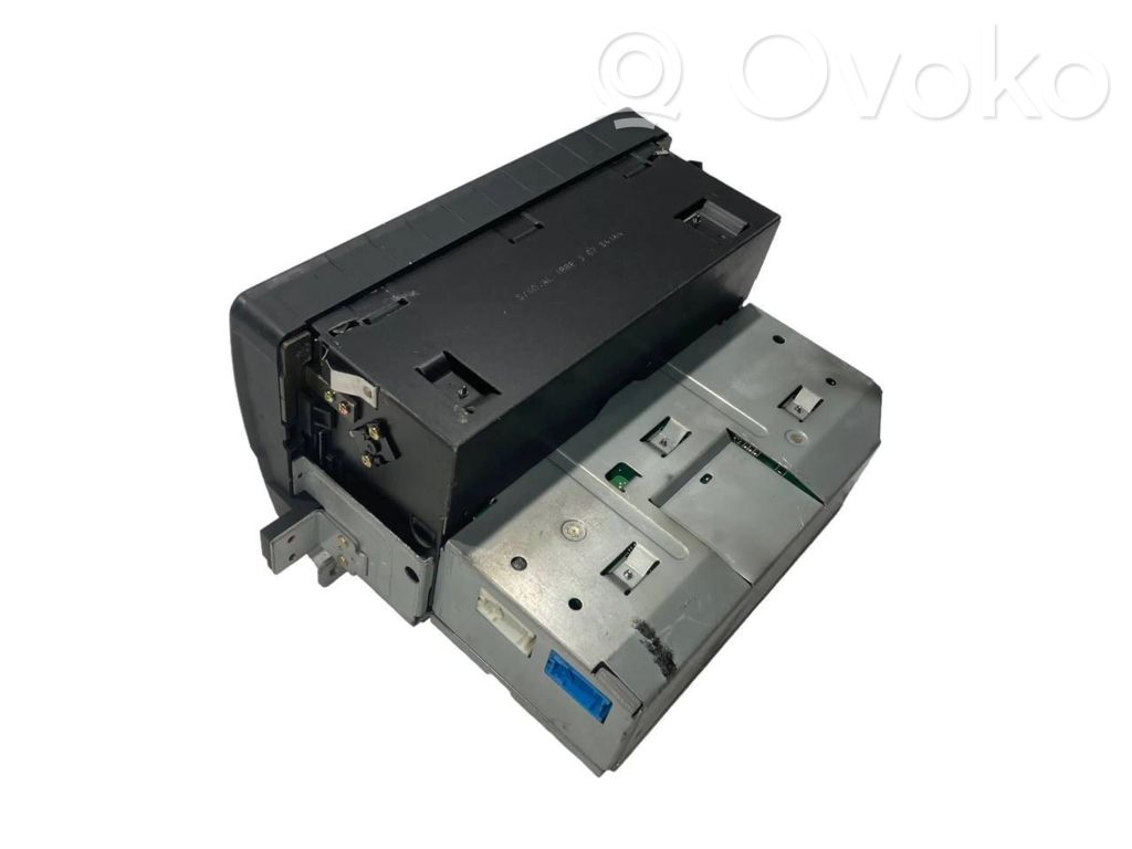 Радио / CD/DVD-плеер / навигация