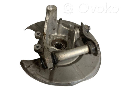 Aizmugurē riteņa rumbas vārpstas šarnīrs (stupica, capfa)