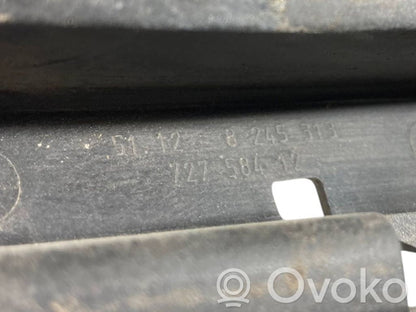Rear bumper mounting bracket