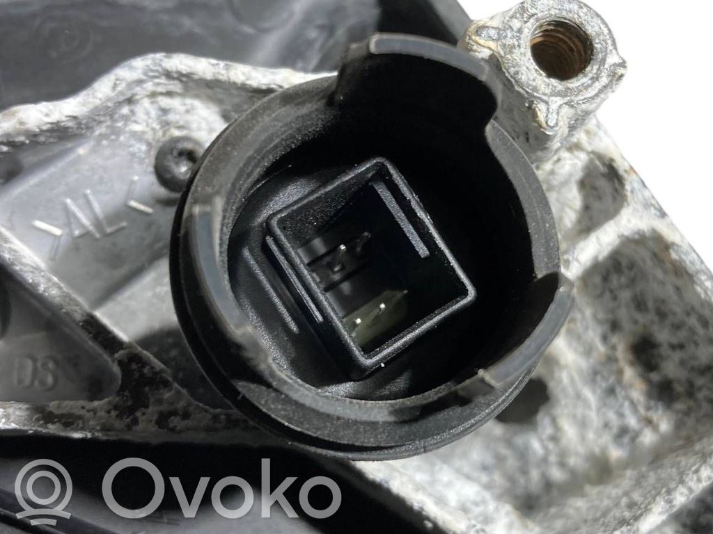 Mirror (electrically controlled)