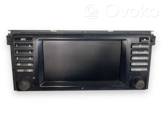 Radio / CD/DVD atskaņotājs / navigācija