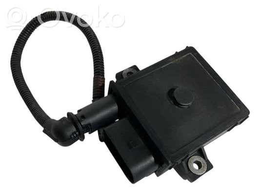 Glow plug relay