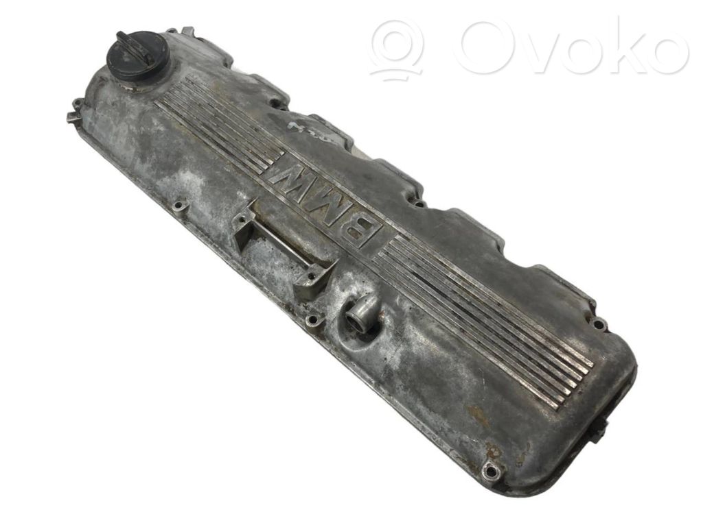 Valve cover