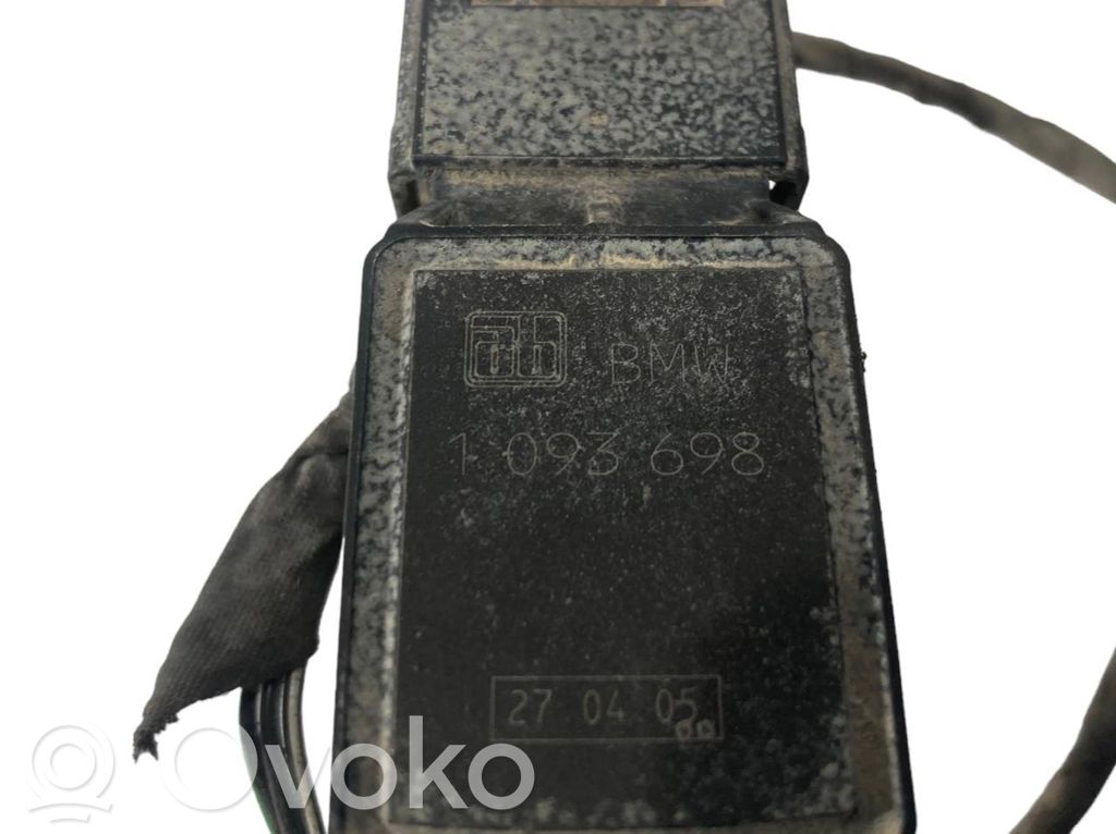 Augstuma sensors (priekšējo lukturu)