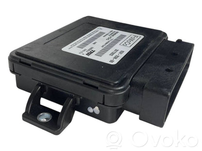 Rokas bremžu vadības modulis