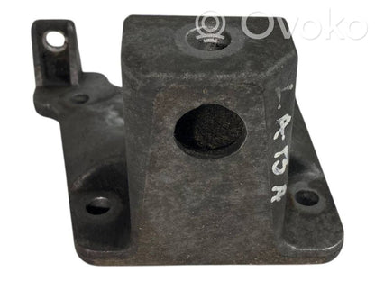 Dzinēja nostiprināšanas stiprinājums-kronšteins