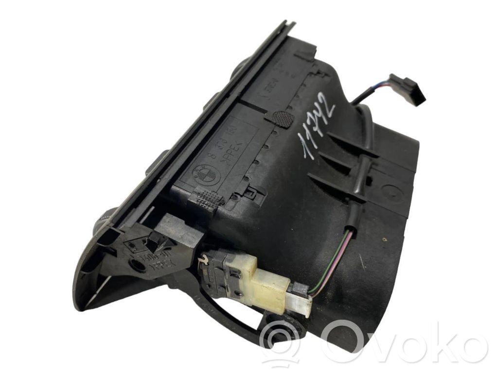 Aizmugurējā gaisa - ventilācijas reste