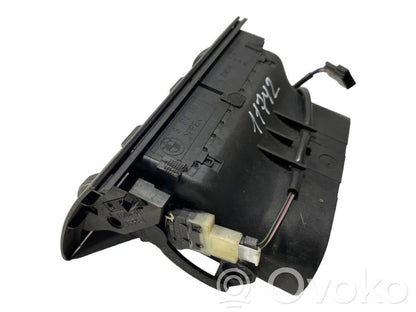 Aizmugurējā gaisa - ventilācijas reste