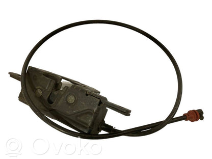 Замок задней крышки