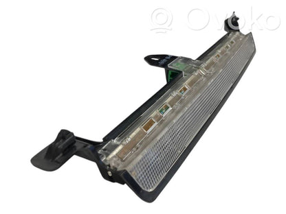 Papildu bremžu signāla lukturis