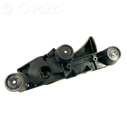 Ручка открывания капота двигателя