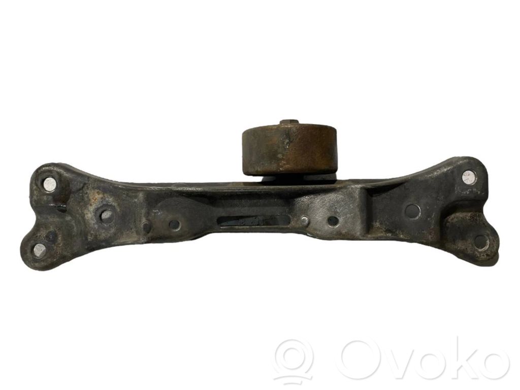 Transmission mounting bracket
