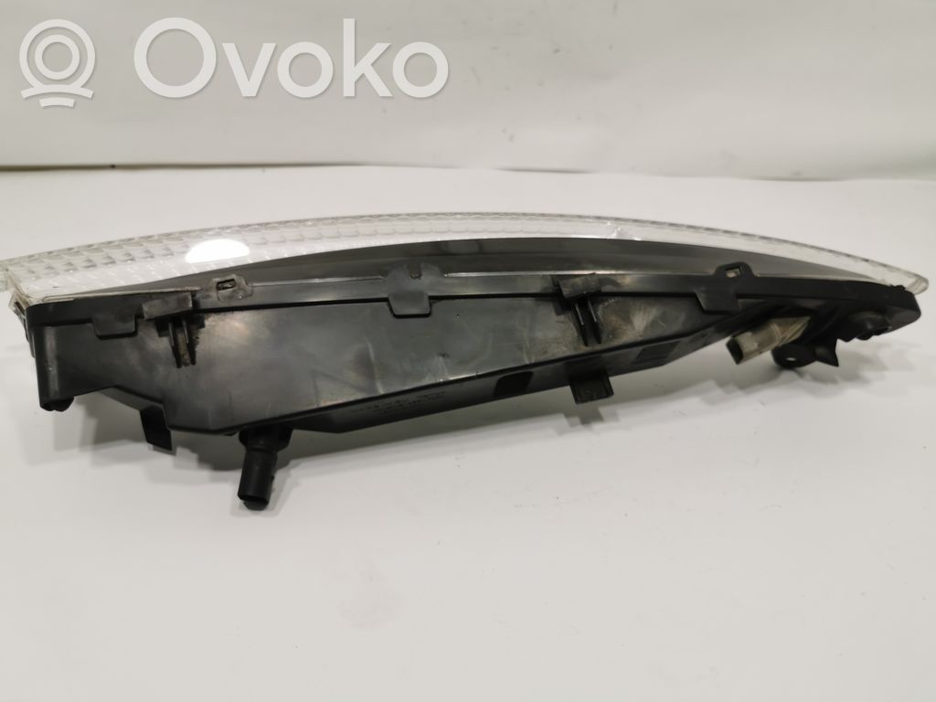 Priekšējais pagrieziena lukturis